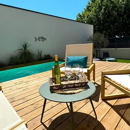Daya Lodge. Villa L'Isle-sur-la-Sorgue