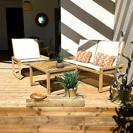 Daya Lodge. Villa
